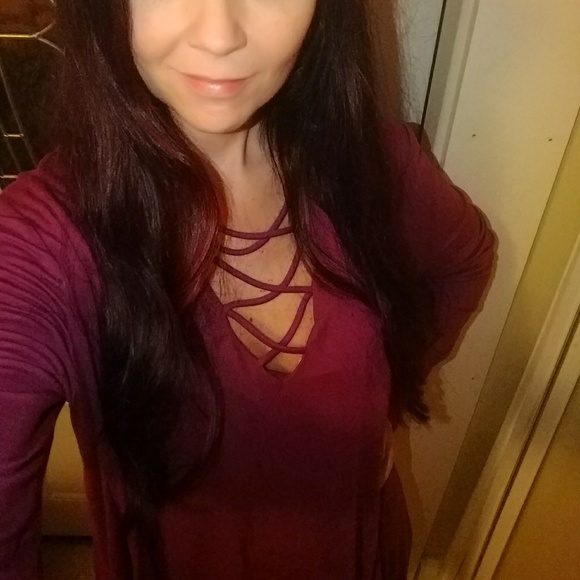 NWOT sexy deep fuchsia/cranberry dress size large - Picture 2 of 3